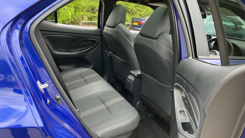 Toyota Yaris Cross 1.5 Hybrid Dynamic AWD 5dr CVT Hybrid Estate